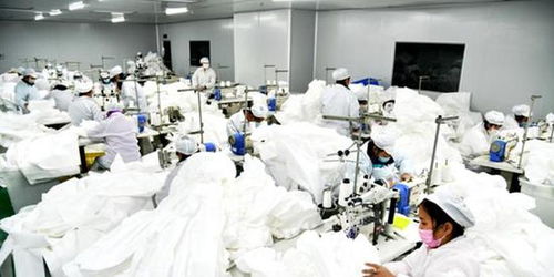 化危為機 戶外服飾用品企業(yè)轉型，轉產(chǎn)醫(yī)用防護服解燃眉之急